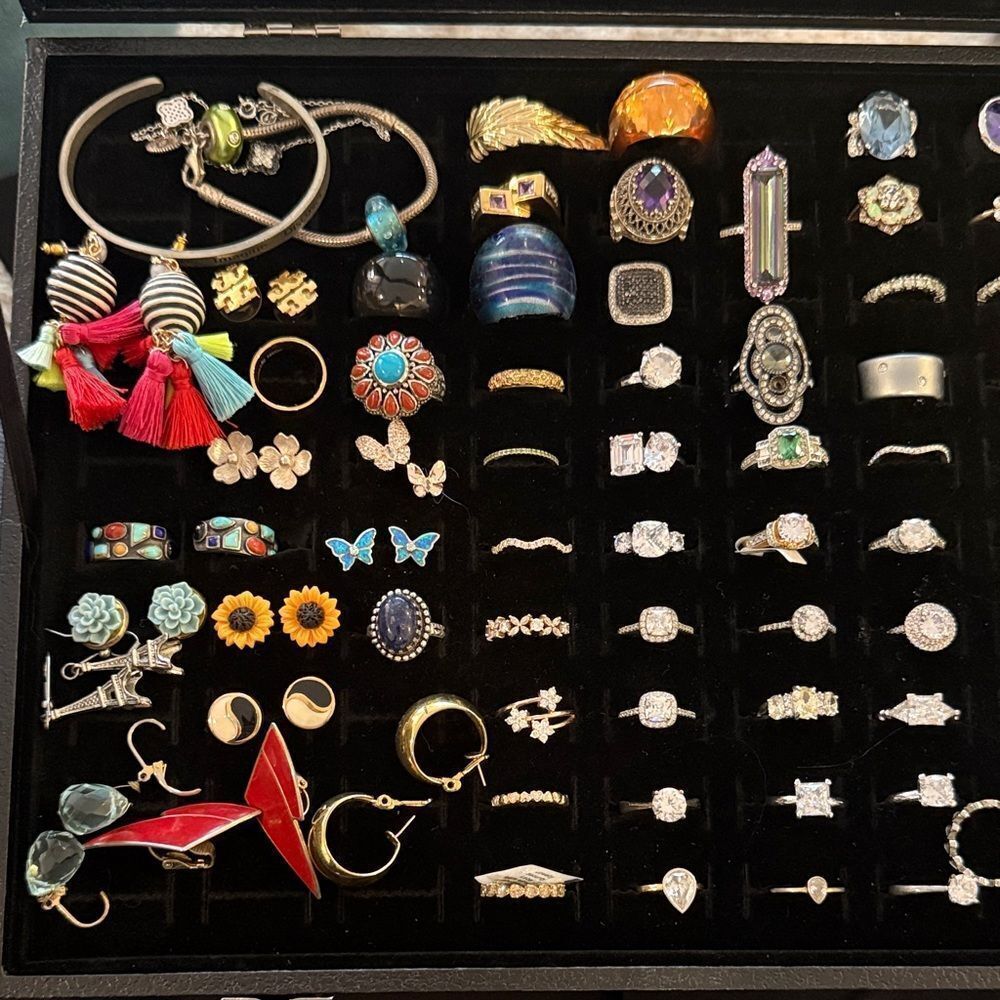 [AD] STOP BY FOR FINE JEWELRY, SEMI-PRECIOUS & COSTUME RINGs, PINS & EARRINGS!